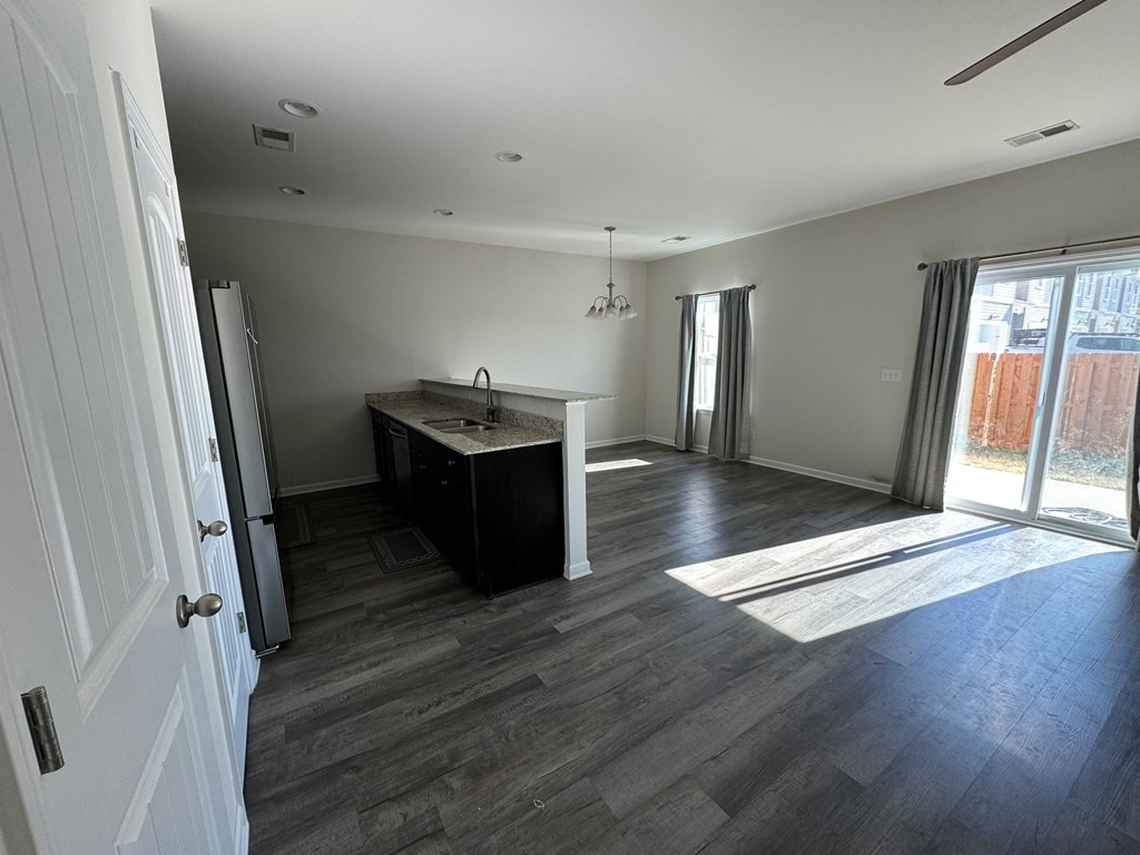 2930 Old Field Road Sumter, SC 29150 - Photo 4 of 15 Gallery Image 4