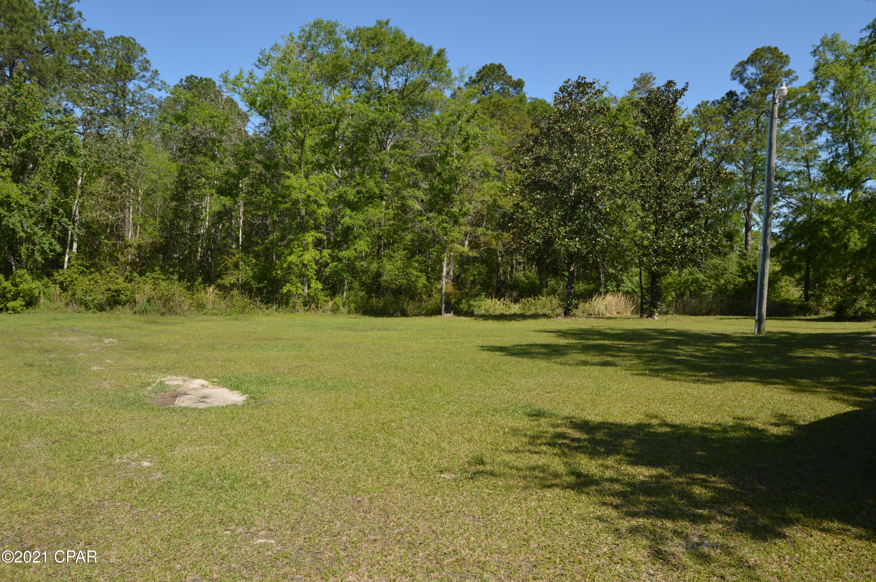410 Carr Road Chipley, FL 32428 - Photo 4 of 21