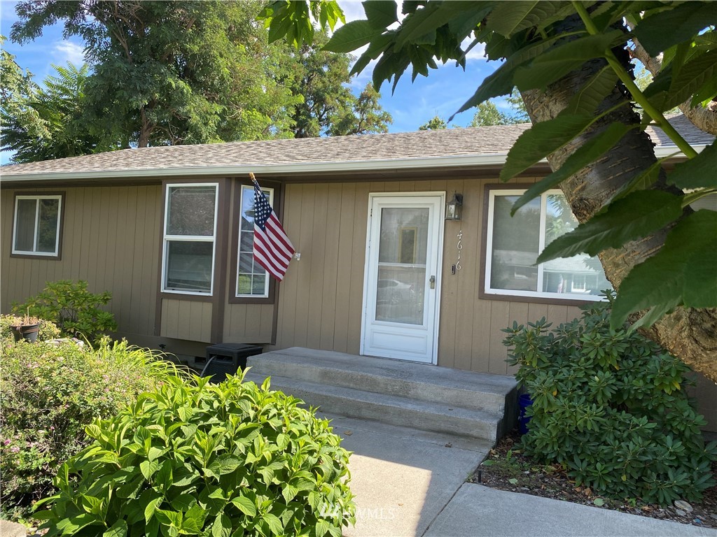 4616 West Wernett Road Pasco, WA 99301 - Photo 1 of 40 Gallery Image 1