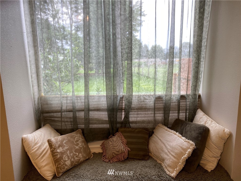 4616 West Wernett Road Pasco, WA 99301 - Photo 10 of 40 Gallery Image 10