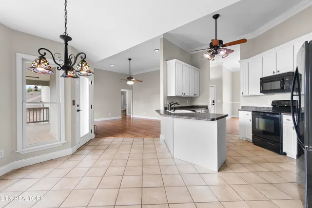 $449,500 | 116 Michaela Lane, Jacksboro, TN 37757