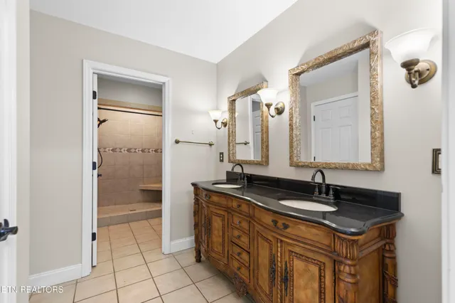 $449,500 | 116 Michaela Lane, Jacksboro, TN 37757