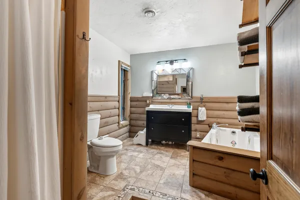 $599,900 | W914 County Rd CI, Palmyra, WI 53156