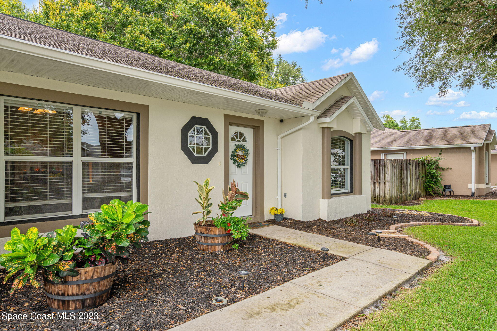2310 Shady Oak Road Melbourne, FL 32935 - Photo 8 of 50 Entryway