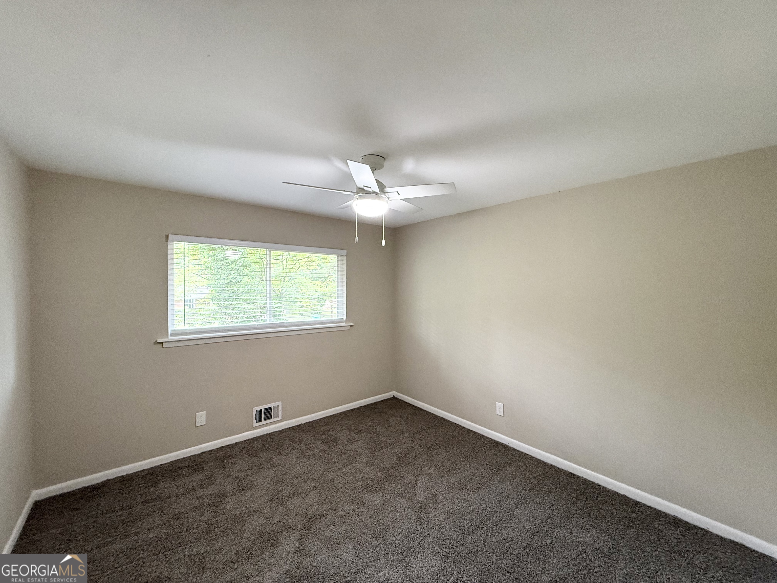 2192 Kilarney Road Decatur, GA 30032 - Photo 9 of 20