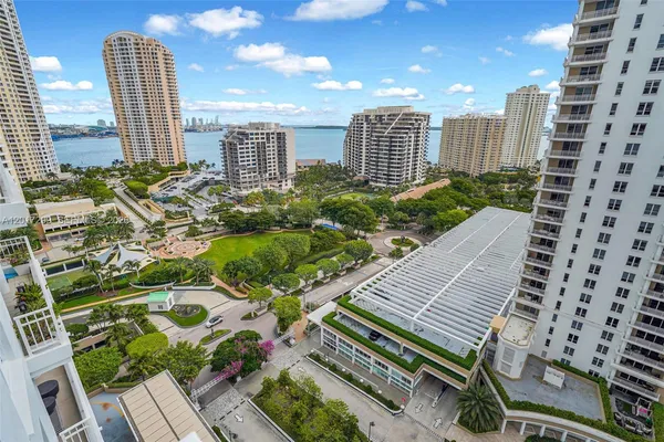$6,000 | 801 Brickell Key Boulevard, Unit 1909, Miami, FL 33131