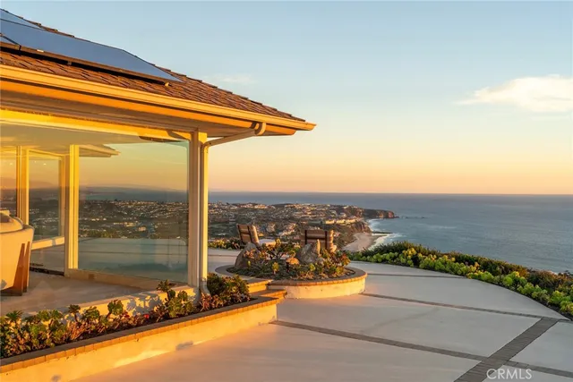 $13,500,000 | 100 Vista Del Sol, Laguna Beach, CA 92651