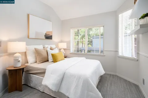 $930,000 | 15 Danville Oak Place, Danville, CA 94526