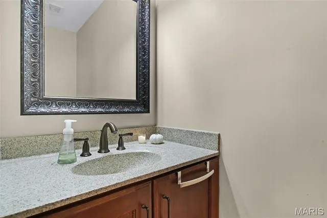 $475,000 | 1456 Castle Court, Edwardsville, IL 62025