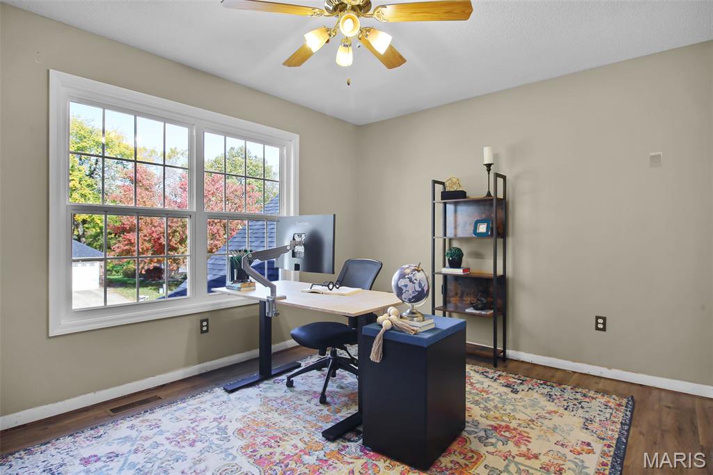 1456 Castle Court Edwardsville, IL 62025 - Photo 26 of 44