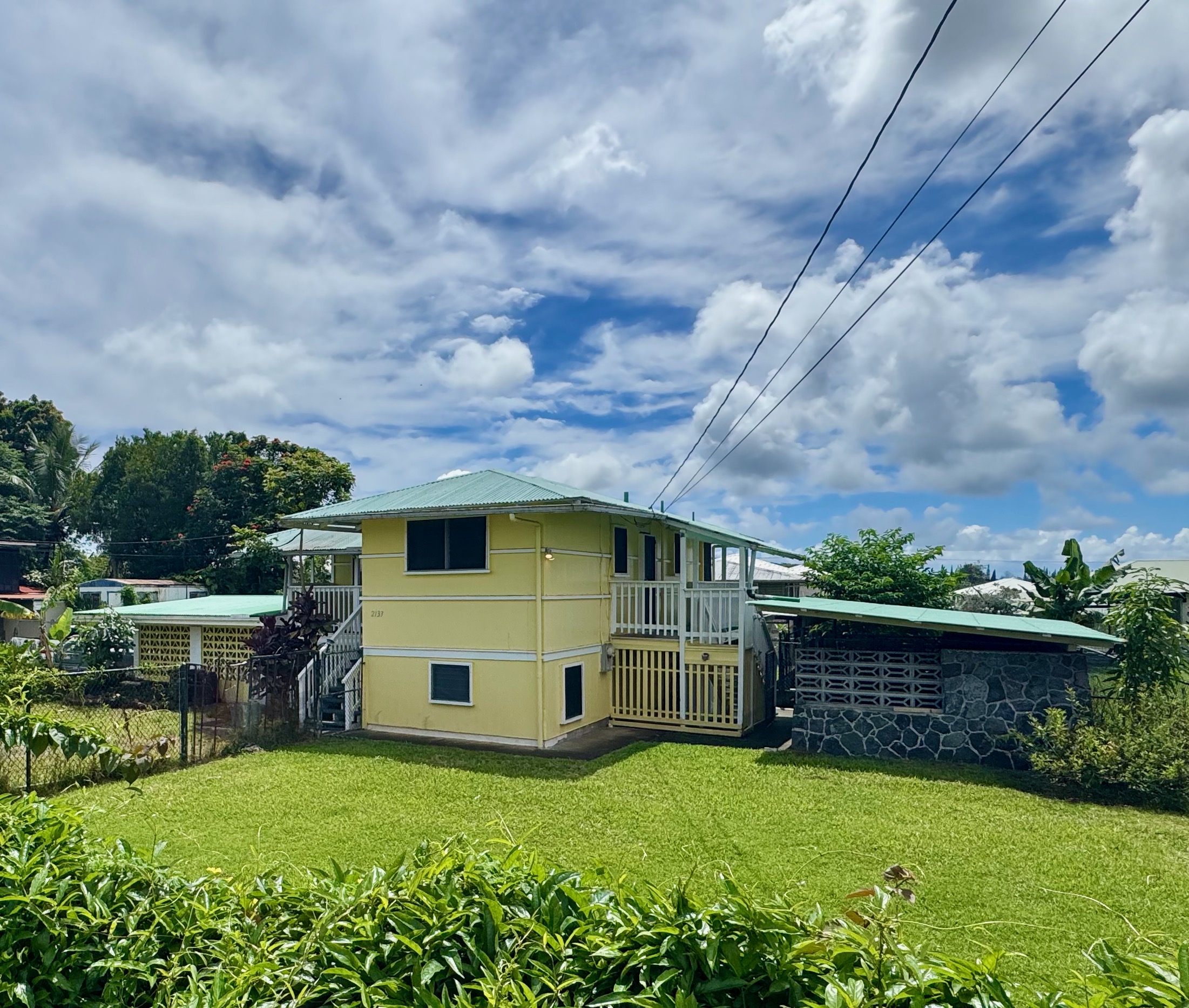 2133 Kinoole Street Hilo, HI 96720 - Photo 2 of 27
