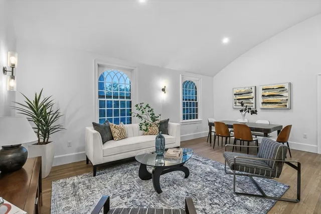 $1,299,000 | 132 Elm Street, Unit 132, Marblehead, MA 01945