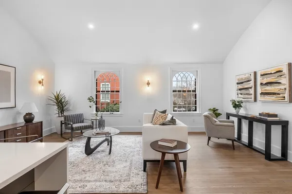 $1,229,000 | 132 Elm Street, Unit 132, Marblehead, MA 01945