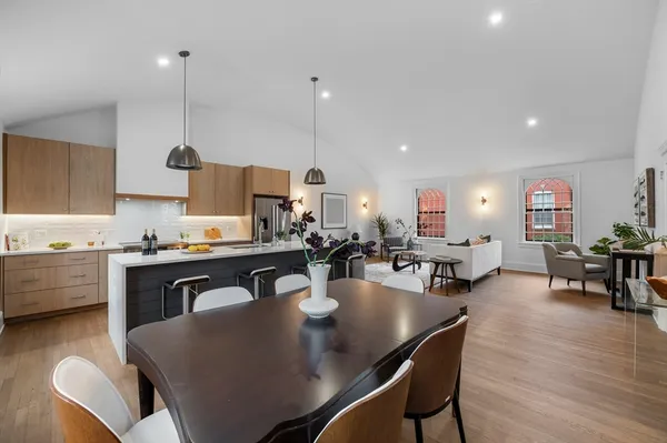 $1,229,000 | 132 Elm Street, Unit 132, Marblehead, MA 01945