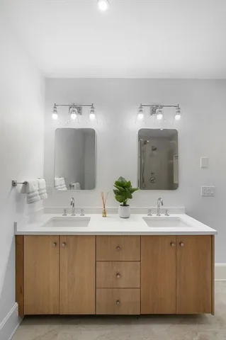 $1,299,000 | 132 Elm Street, Unit 132, Marblehead, MA 01945