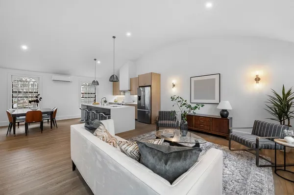 $1,229,000 | 132 Elm Street, Unit 132, Marblehead, MA 01945