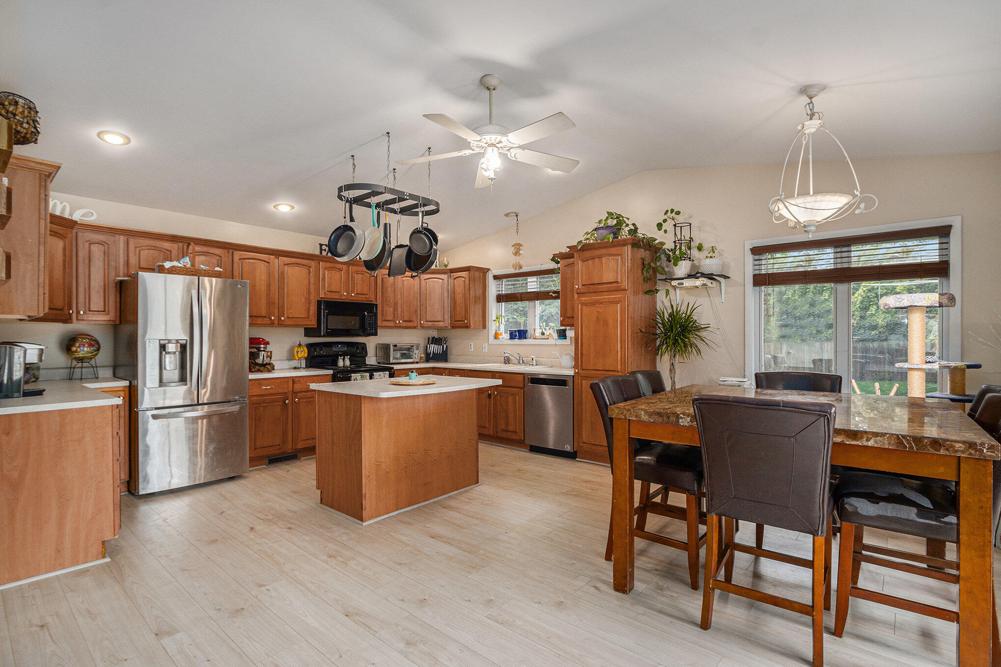 2928 Sunset Road Kalamazoo, MI 49009 - Photo 9 of 26 008_file_141
