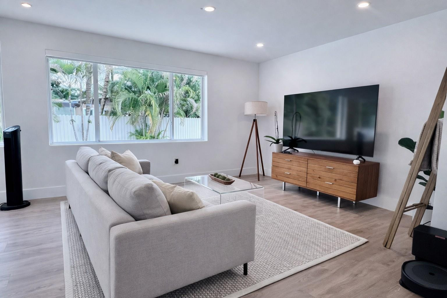 16125 Southwest 98th Court Miami, FL 33157 - Photo 5 of 19 Photo 5