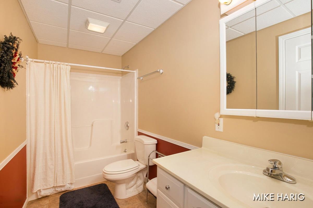 1712 Ridgeview Court Ludington, MI 49431 - Photo 21 of 28 IMG_1734-1