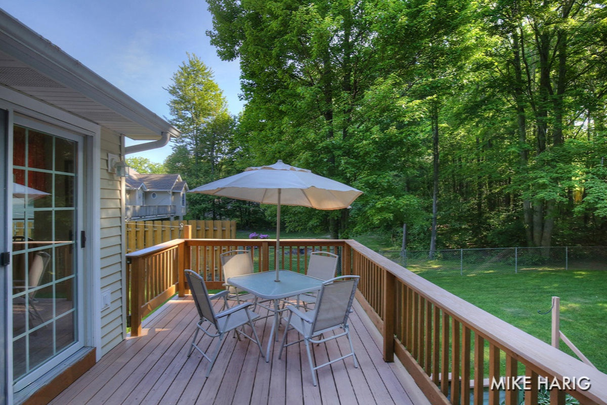 1712 Ridgeview Court Ludington, MI 49431 - Photo 23 of 28 IMG_1739-1