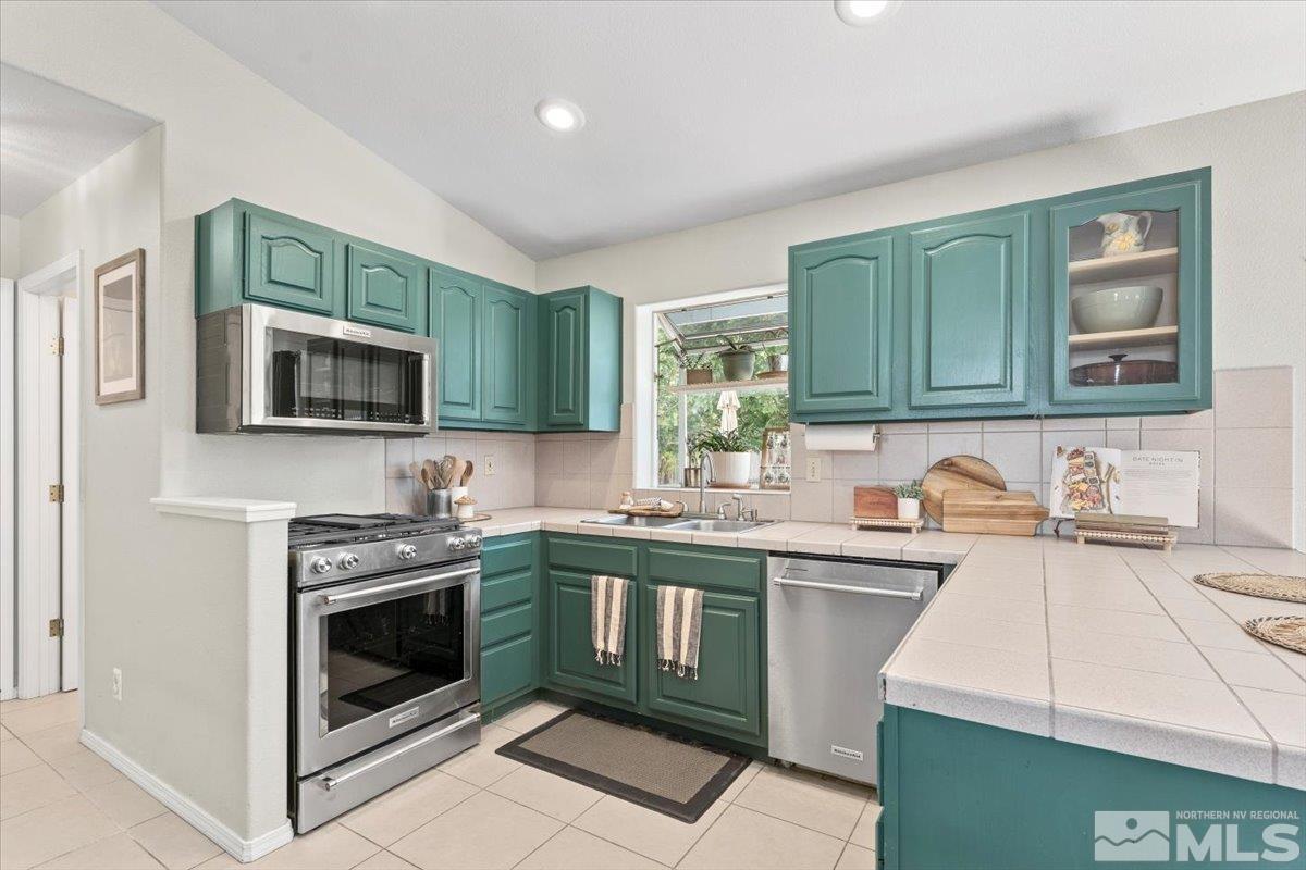 2008 Mountain Vista Way Reno, NV 89519 - Photo 11 of 31 Photo 11