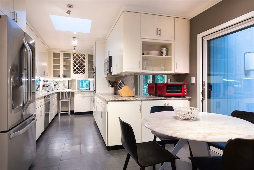 30 Barberry Road Lexington, MA 02421 - Photo 13 of 42