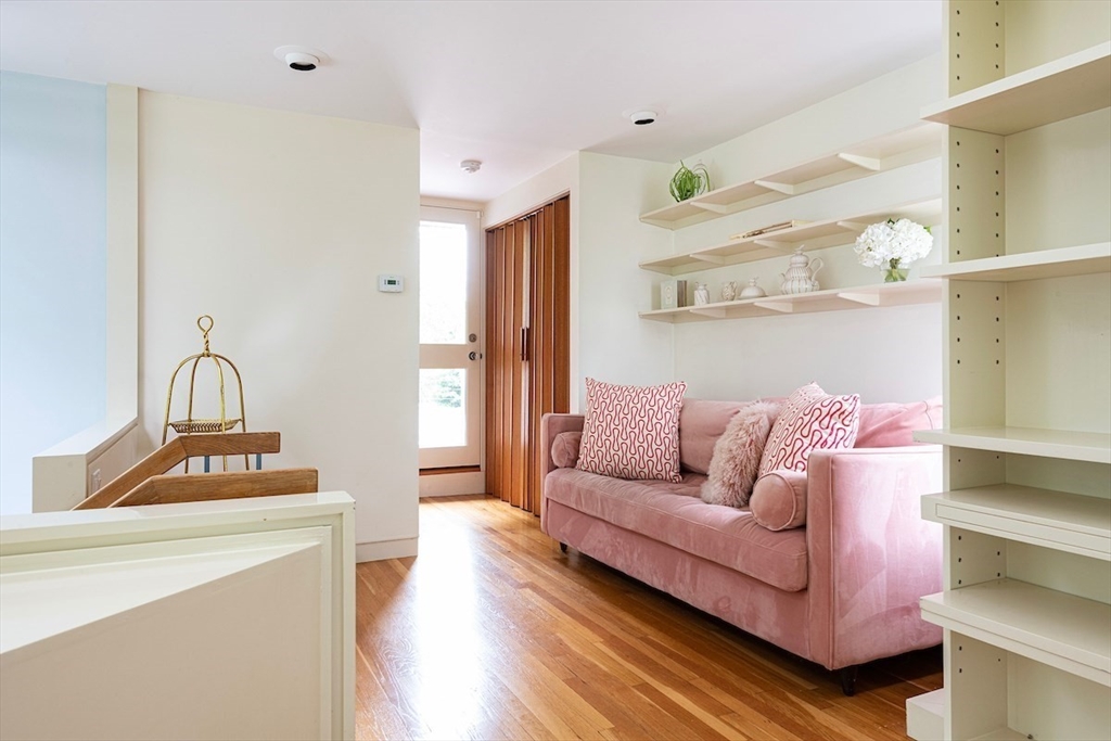 30 Barberry Road Lexington, MA 02421 - Photo 27 of 42