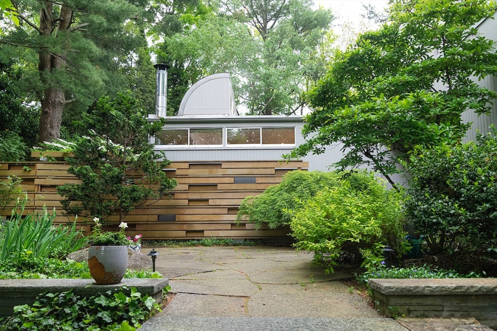 30 Barberry Road Lexington, MA 02421 - Photo 3 of 42