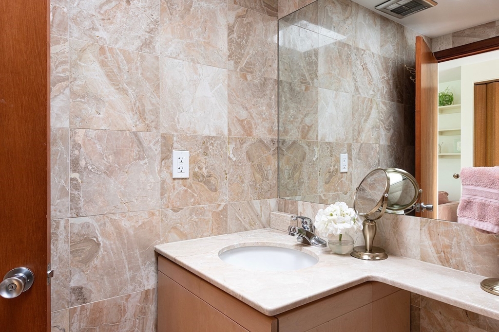 30 Barberry Road Lexington, MA 02421 - Photo 31 of 42