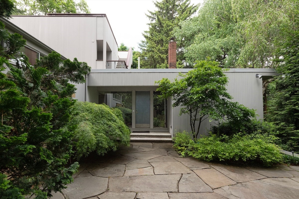 30 Barberry Road Lexington, MA 02421 - Photo 37 of 42