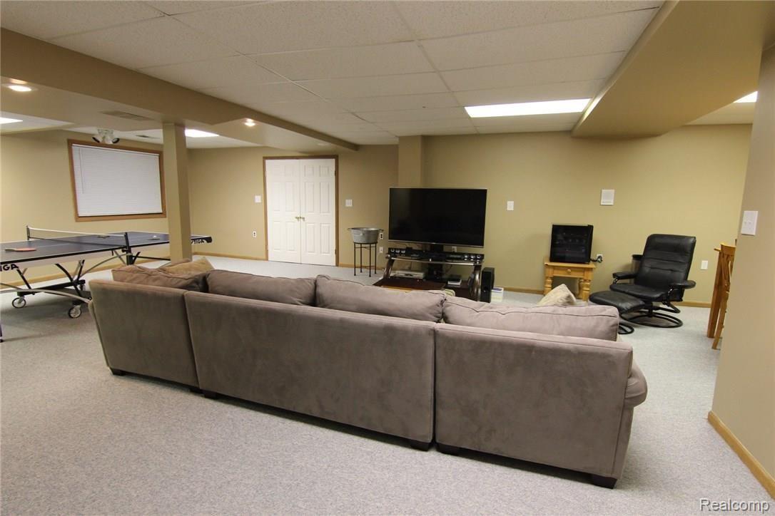 3033 Kilburn Road West Rochester, MI 48306 - Photo 32 of 52 IMG_7722 - Copy (2).JPG