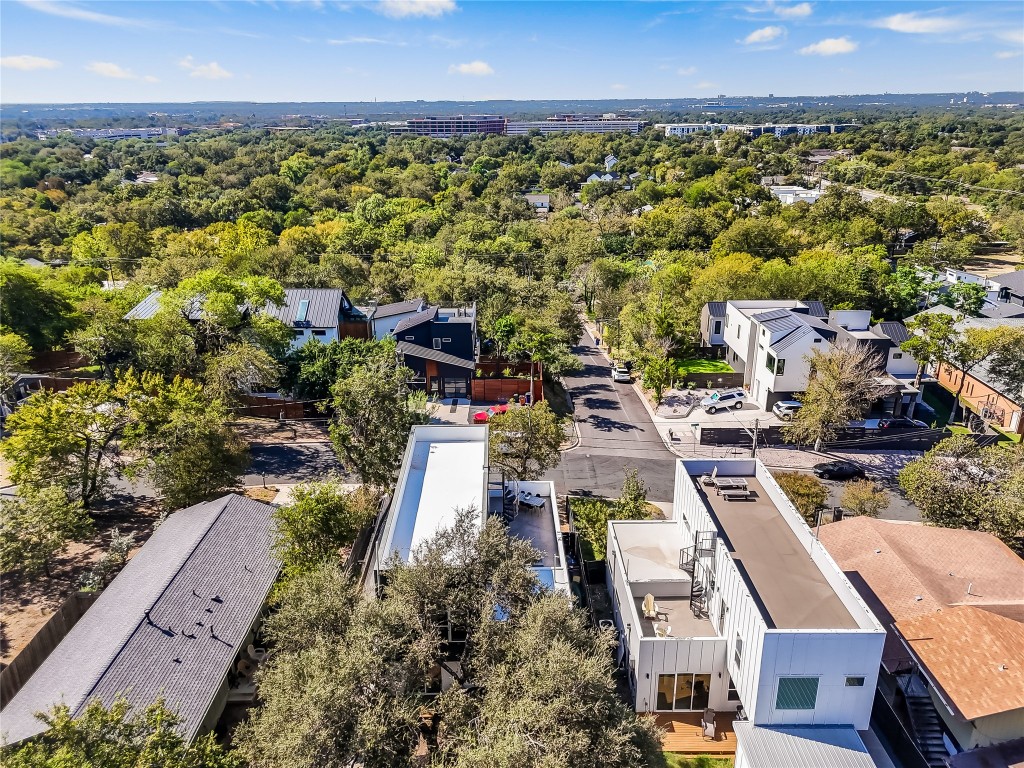 4712 Reyes Street, Unit 1 Austin, TX 78721 - Photo 32 of 40 an aerial view of a city