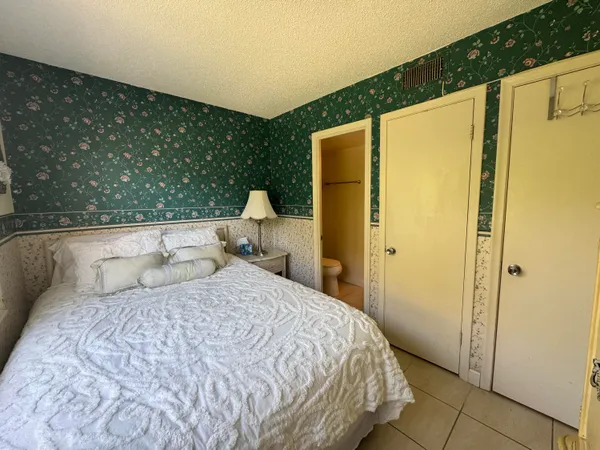 $3,500 | 1501 Northeast Ocean Boulevard, Unit 9, Stuart, FL 34996