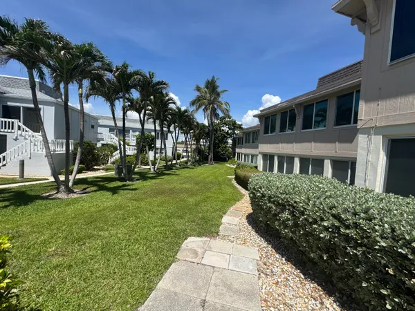 $3,500 | 1501 Northeast Ocean Boulevard, Unit 9, Stuart, FL 34996