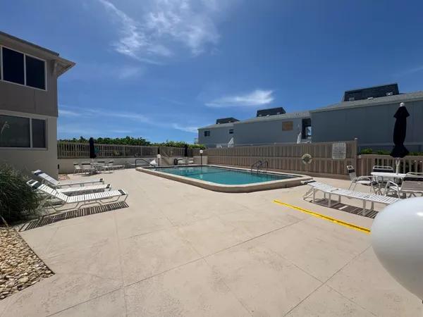 $3,500 | 1501 Northeast Ocean Boulevard, Unit 9, Stuart, FL 34996