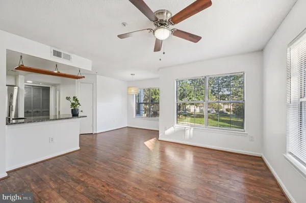 $223,000 | 14117 Bowsprit Lane, Unit 307, Laurel, MD 20707