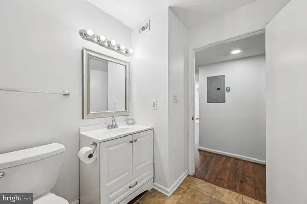 $223,000 | 14117 Bowsprit Lane, Unit 307, Laurel, MD 20707