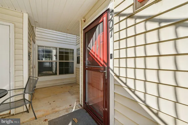 $223,000 | 14117 Bowsprit Lane, Unit 307, Laurel, MD 20707