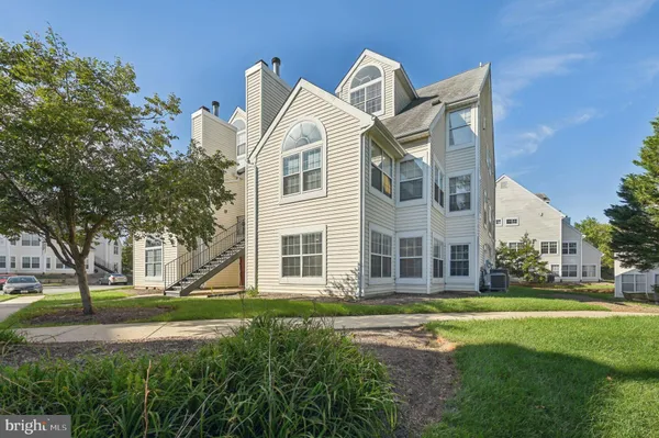 $223,000 | 14117 Bowsprit Lane, Unit 307, Laurel, MD 20707