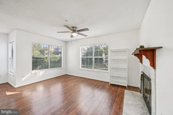 $223,000 | 14117 Bowsprit Lane, Unit 307, Laurel, MD 20707