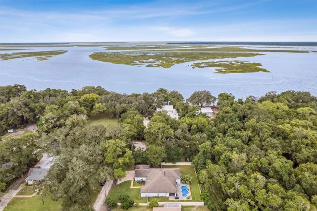 $950,000 | 1225 Forrest Drive, Amelia Island, FL 32034
