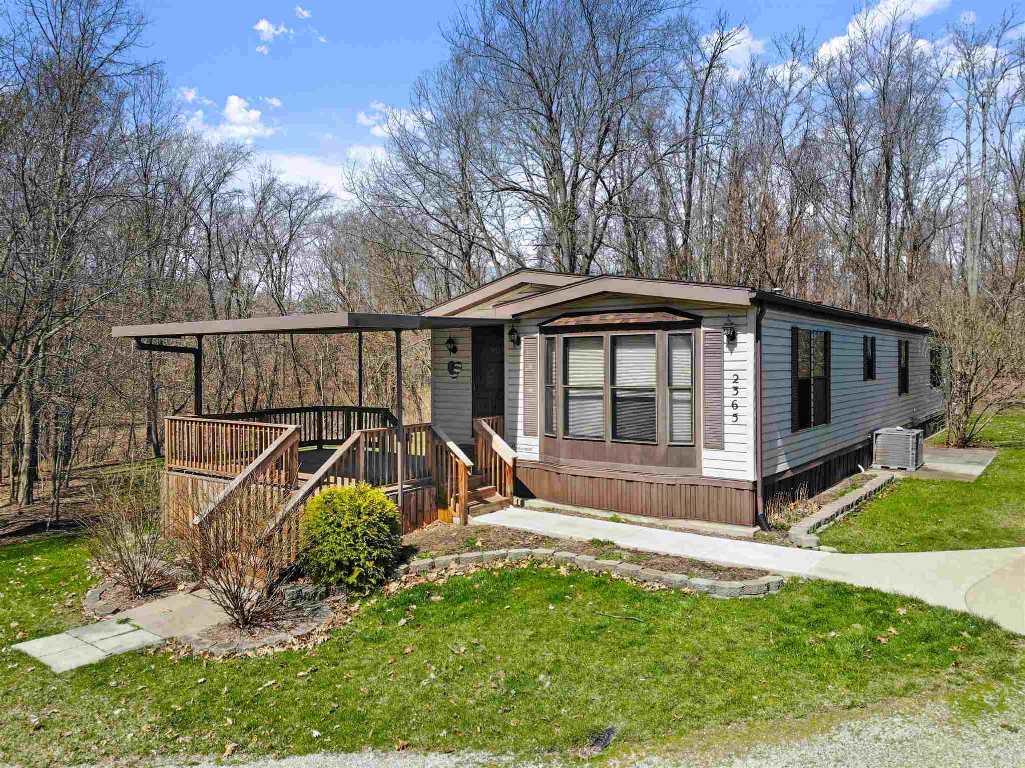 2365 West Orland Road Angola, IN 46703 - Photo 3 of 33 Gallery Image 3