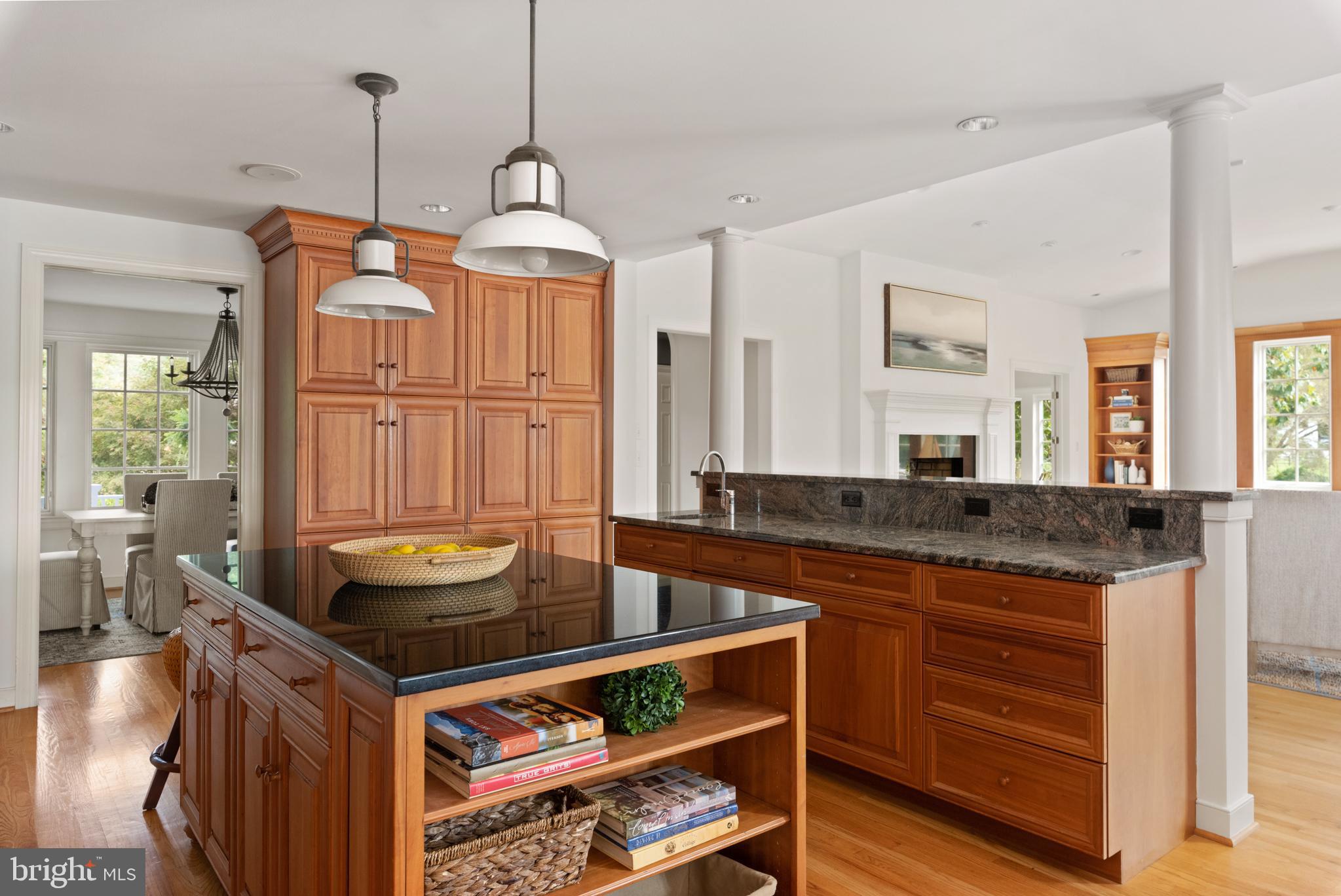 437 Ferry Point Road Annapolis, MD 21403 - Photo 21 of 87 Kitchen Island