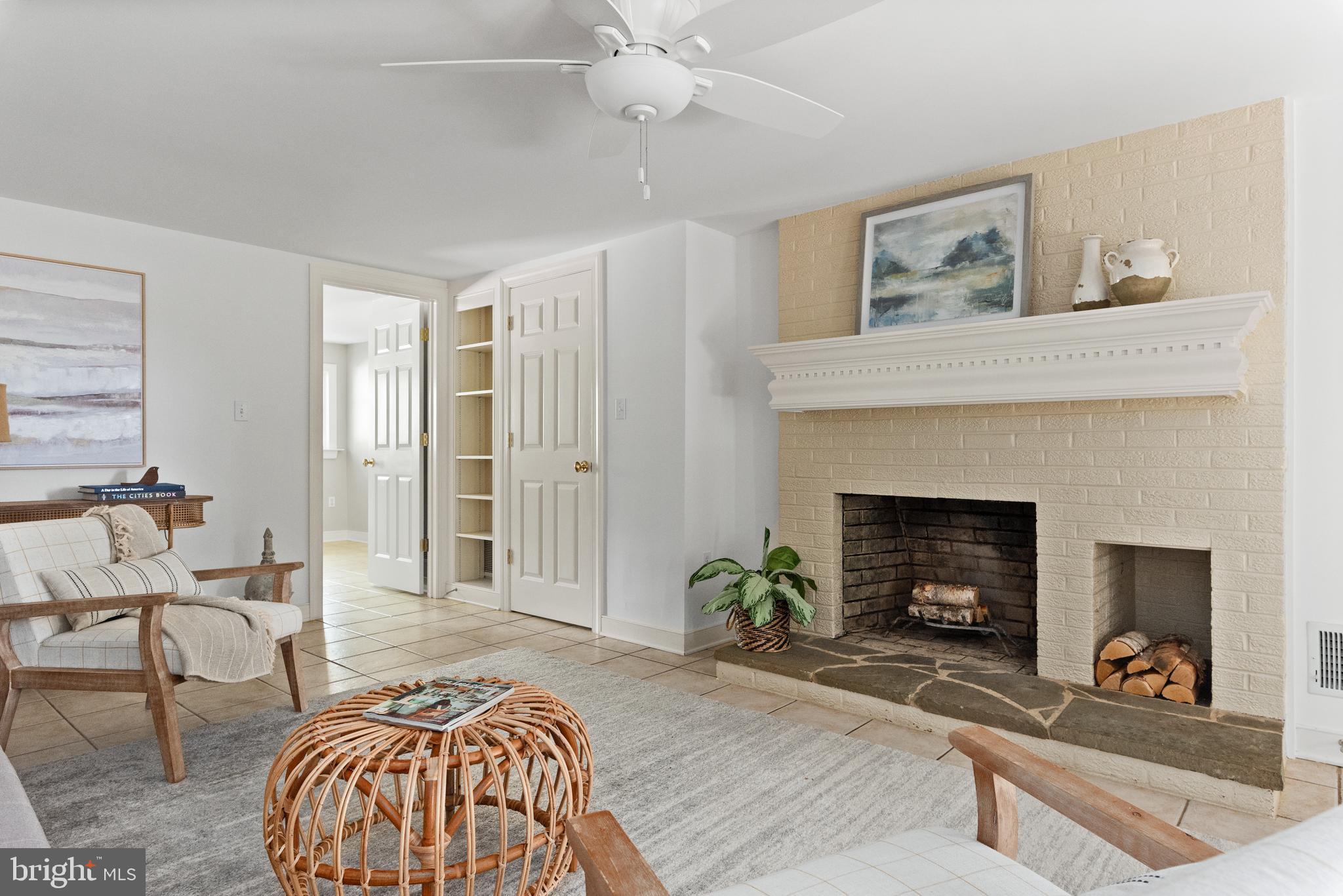 437 Ferry Point Road Annapolis, MD 21403 - Photo 38 of 87 Family Room/Den