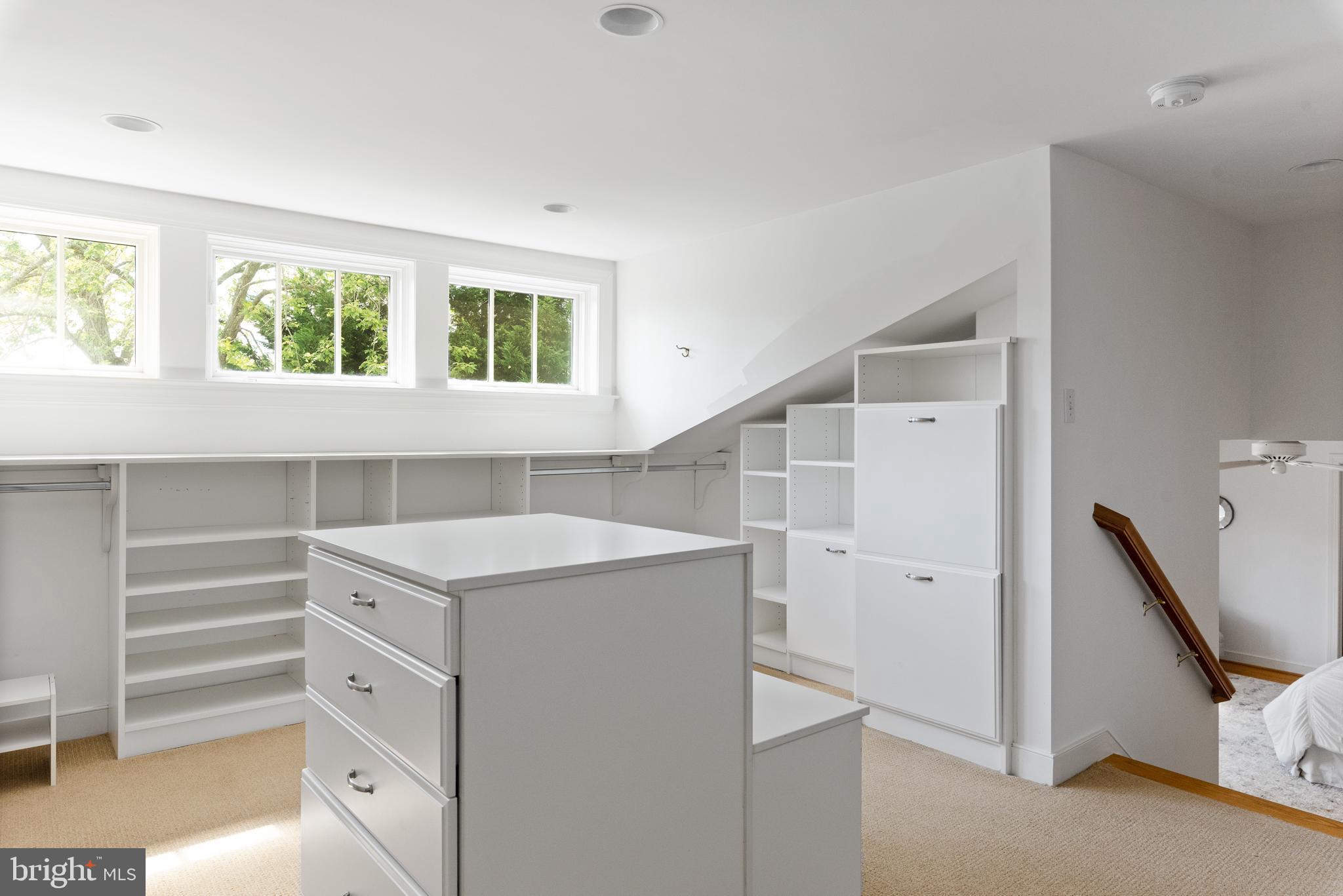 437 Ferry Point Road Annapolis, MD 21403 - Photo 51 of 87 Master Closet