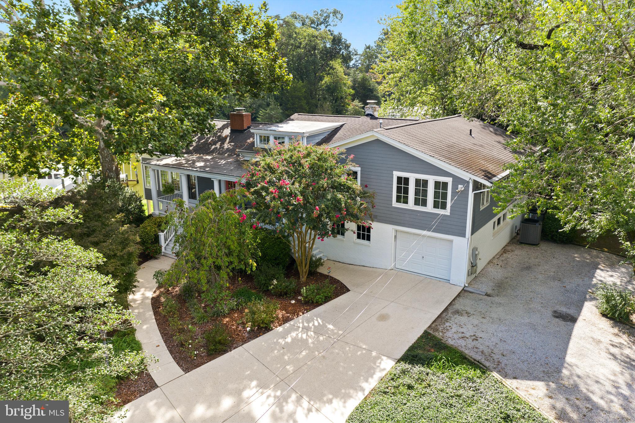 437 Ferry Point Road Annapolis, MD 21403 - Photo 65 of 87 Driveway