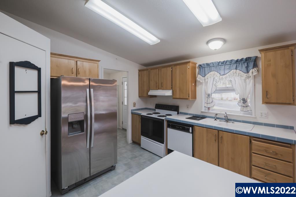 33125 Southwest White Oak ( Road, Unit 3 Corvallis, OR 97333 - Photo 10 of 40 Gallery Image 10