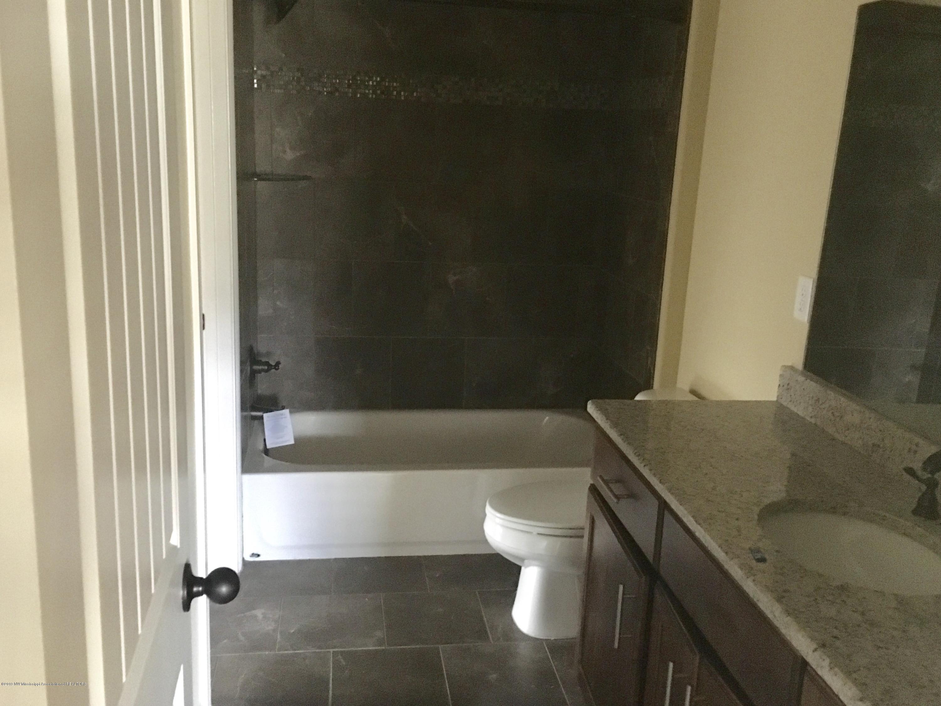 3211 bath 3