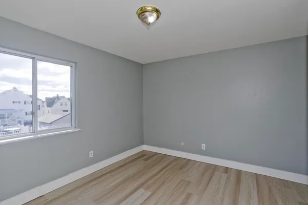 $250,000 | 239 Glasgow Street, Unit 10, Fall River, MA 02721