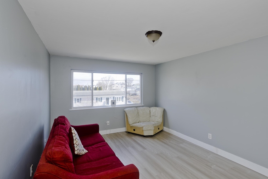 239 Glasgow Street, Unit 10 Fall River, MA 02721 - Photo 9 of 24